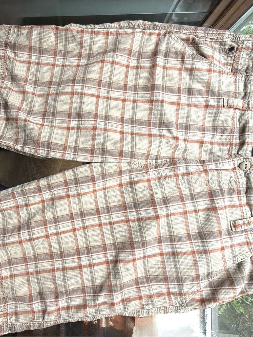 Men’s Calvin Klein Beige & Rust  Plaid Flat Front Shorts